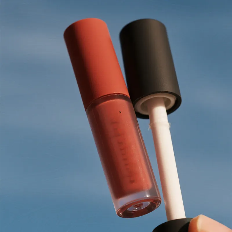 Lucidalabbra di approvvigionamento di bellezza